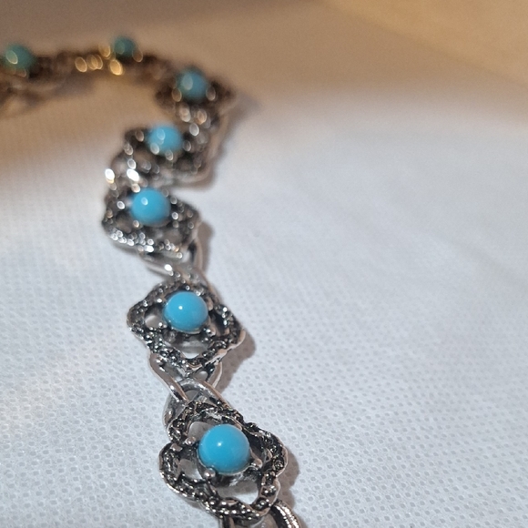 Silver and Blue Gemstone Bracelet - Picture 3 of 4